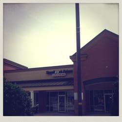 Shampooch Palace - Outside of store