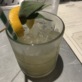 Krueger's Tavern - The sage advice - Bars Near Me - Cincinnati, Ohio