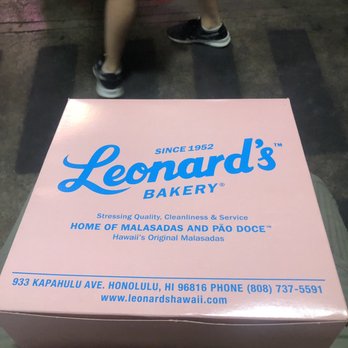 Leonard's Bakery - Box the doughnuts came in. - Bakeries Near Me - Honolulu, Hawaii