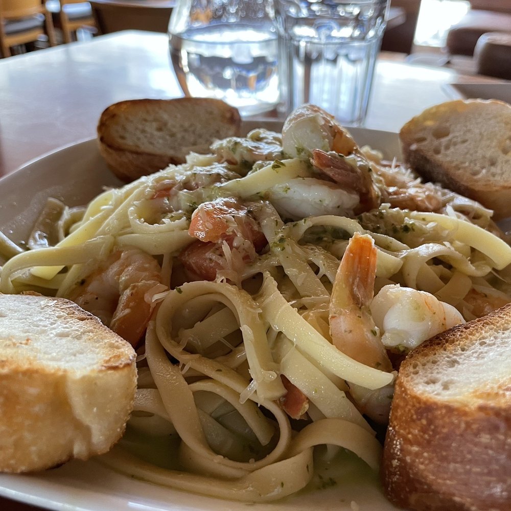 Omonia Cafe - Shrimp Fettuccine - Bakeries Near Me - Brooklyn, New York Omonia Cafe - Shrimp Fettuccine - Bakeries Near Me - Brooklyn, New York