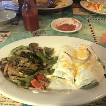 Papacita's Mexican Restaurant - Spinach enchiladas - Mexican Near Me - Tyler, Texas Papacita's Mexican Restaurant - Spinach enchiladas - Mexican Near Me - Tyler, Texas