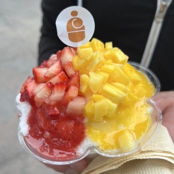 Bingsu Bingsu - Mango Strawberry Bingsu - Ice Cream & Frozen Yogurt Near Me - Arcadia, California Bingsu Bingsu - Mango Strawberry Bingsu - Ice Cream & Frozen Yogurt Near Me - Arcadia, California