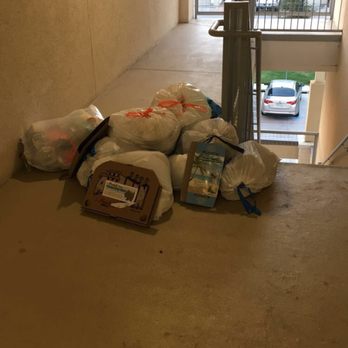 Avenue 900 - Trash in Hallway - Apartments Near Me - Euless, Texas