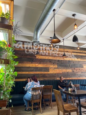 Bambino's Urban Pizzeria by null