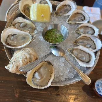 Found Oyster - Best oysters in LA - Seafood Near Me - Los Angeles, California