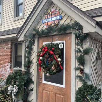 Cantler's Riverside - Outside - Seafood Near Me - Annapolis, Maryland