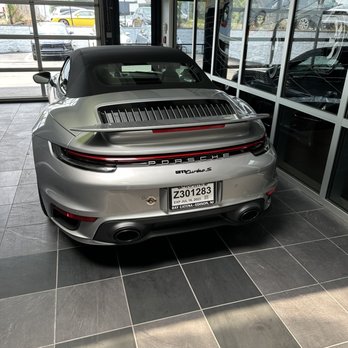 Porsche Edison - Rear end. Nice - Car Dealers Near Me - Edison, New Jersey