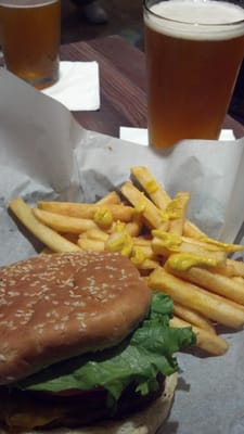 SweetWater Last Cast Bar & Grill by null