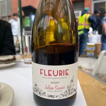 Le Diplomate - Fleurie Beaujolais - Brasseries Near Me - Washington, DC, District of Columbia