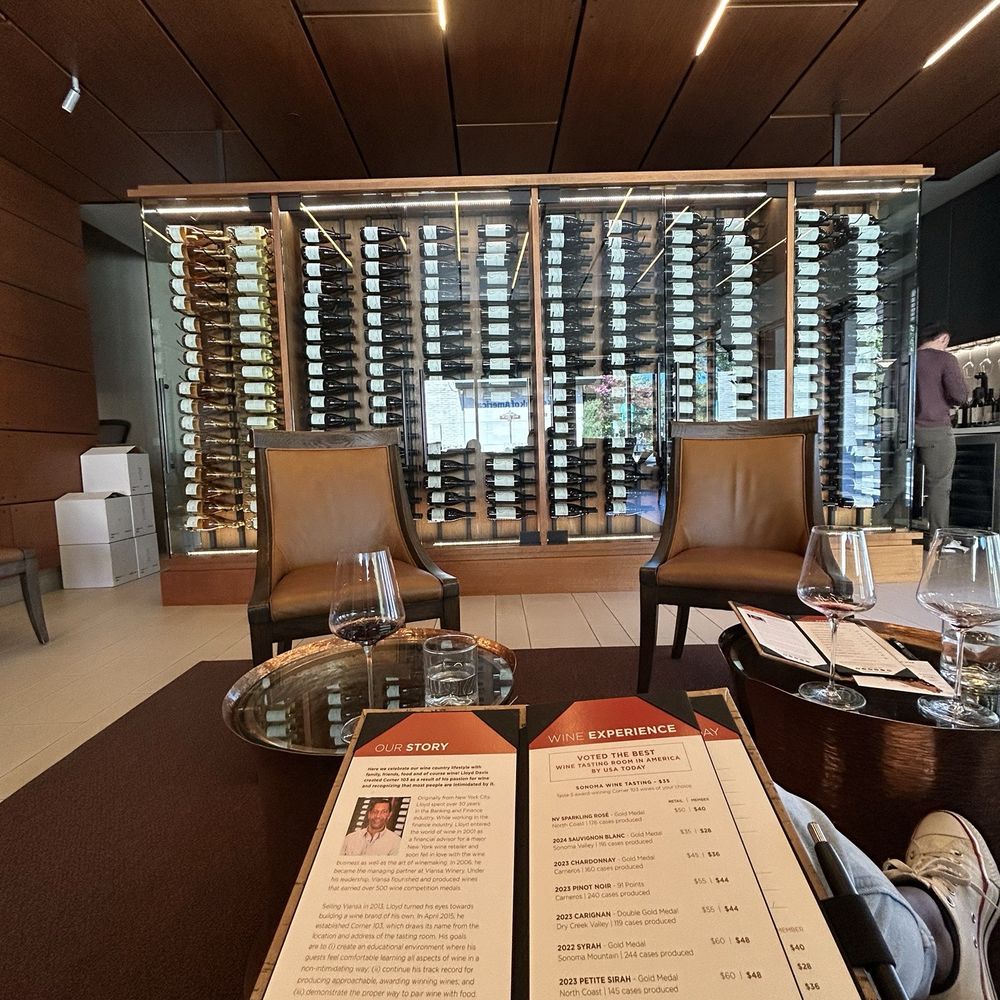 Corner 103 - Tasting room - Wineries Near Me - Sonoma, California