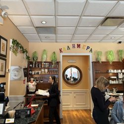 Meli Cafe & Juice Bar