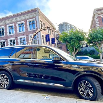 Tatu Limo - Beautiful City Tour - Limos Near Me Tatu Limo - Beautiful City Tour - Limos Near Me