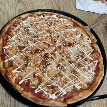 Fratelli's Pizza Kitchen - Buffalo pizza topped with ranch - Pizza Near Me - Henderson, Nevada
