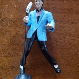 This is our 6th Elvis ornament purchased this one on this visit. This is our 6th Elvis ornament purchased this one on this visit.