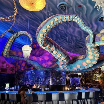 T-Rex Cafe - American Near Me - Lake Buena Vista, Florida