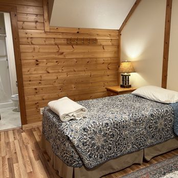 Whittaker's Bunkhouse - Hotels Near Me - Ashford, Washington Whittaker's Bunkhouse - Hotels Near Me - Ashford, Washington