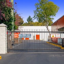 Public Storage