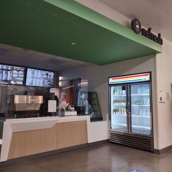 Kaiser Permanente - Refresh Coffee Bar at Kaiser Hesperia - Medical Centers Near Me - Hesperia, California