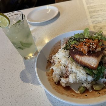 The Daily Kitchen & Bar - Glazed Salmon and Cucumber Cooler mocktail - New American Near Me - Richmond, Virginia