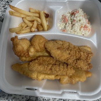 Captain D's - Great food, just check it before taking off. No way I'm driving back to get shrimp. - Seafood Near Me - Corinth, Mississippi