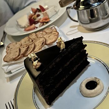 Selby's - Dessert - cremeux citeaux and the BEST chocolate cake - New American Near Me - Redwood City, California Selby's - Dessert - cremeux citeaux and the BEST chocolate cake - New American Near Me - Redwood City, California