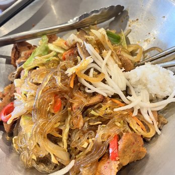 Bowl'd Korean Rice Bar - Spicy pork Jap Chae was loaded with veggies and had ample pork. - Korean Near Me - Albany, California