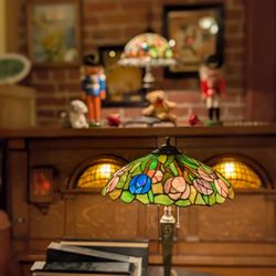 Orchestria Palm Court - Tiffany style lamps
