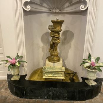 Cafe Conti - Fountain outside. - Breakfast & Brunch Near Me - New Orleans, Louisiana