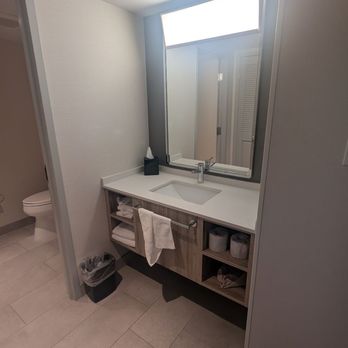 Courtyard By Marriott - Hotels Near Me - Niagara Falls, Ontario