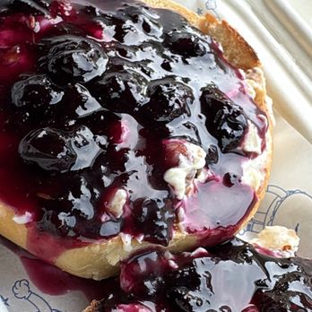 Starship Bagel - Plain bagel with honey almond cream cheese + blueberry jam - Bagels Near Me - Dallas, Texas Starship Bagel - Plain bagel with honey almond cream cheese + blueberry jam - Bagels Near Me - Dallas, Texas