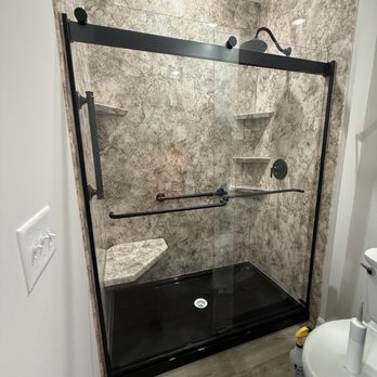 Peninsula Bath - Completion - General Contractors Near Me - Delmar, Delaware