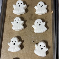 Magic Munchies - Ghost marshmallows