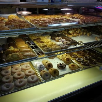 Happy Donuts - Donuts Near Me - Burlingame, California