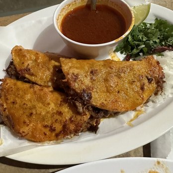 La Guarecita Restaurant - Birria tacos - Mexican Near Me - Katy, Texas