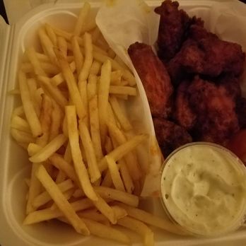 Poppys 2 - Diablo Wings are bomb!! - Restaurants Near Me - Waukegan, Illinois