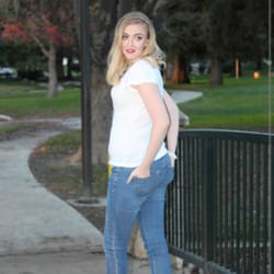 Nicharas Modeling School - Female Model: Sherra