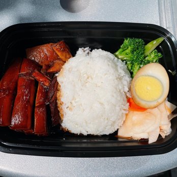Yumbit Food Truck - Dongpo Pork - Food Trucks Near Me - Seattle, Washington Yumbit Food Truck - Dongpo Pork - Food Trucks Near Me - Seattle, Washington