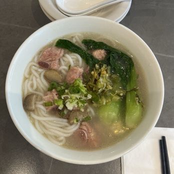 Dong Ting Noodle - Beef Noodle Soup Combo 牛肉面/粉 套餐 - Chinese Near Me - Los Angeles, California Dong Ting Noodle - Beef Noodle Soup Combo 牛肉面/粉 套餐 - Chinese Near Me - Los Angeles, California