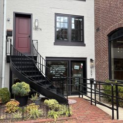 D'Perfect Brows Waxing and Sugaring - Exterior
