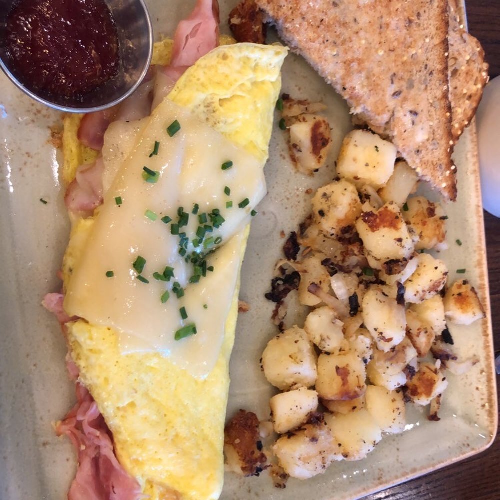 First Watch - Ham and gruyere omelette - Cafes Near Me - Tucson, Arizona First Watch - Ham and gruyere omelette - Cafes Near Me - Tucson, Arizona