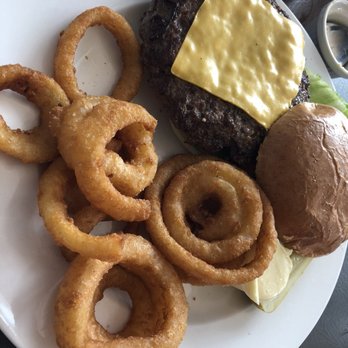 Avia Family Dining - American Near Me - Holly, Michigan Avia Family Dining - American Near Me - Holly, Michigan