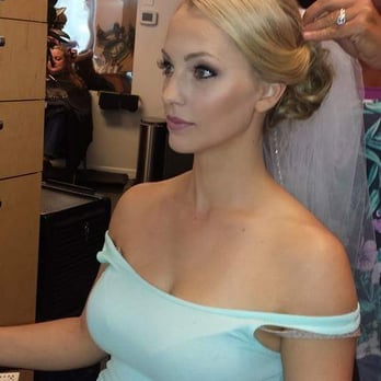 Kreashenz Salon + Spa - Brides brides! On site makeup and hair is the best way to go! - Hair Stylists Near Me - Wilmington, North Carolina Kreashenz Salon + Spa - Brides brides! On site makeup and hair is the best way to go! - Hair Stylists Near Me - Wilmington, North Carolina