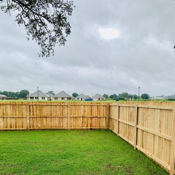 Lafayette Fence and Gate - Fences & Gates Near Me - Carencro, Louisiana Lafayette Fence and Gate - Fences & Gates Near Me - Carencro, Louisiana