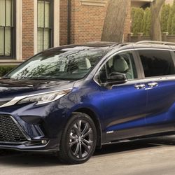 Fremont Airport Shuttle - The new Sienna Hybrid