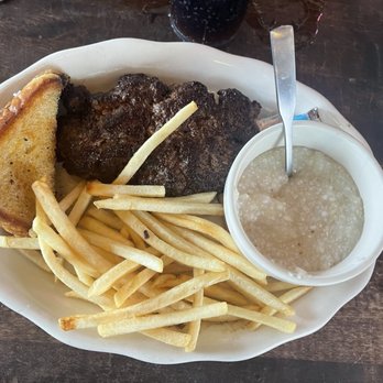 Russell's Seafood Grill - Hamburger Steak (6.10.25) - Seafood Near Me - Murrells Inlet, South Carolina