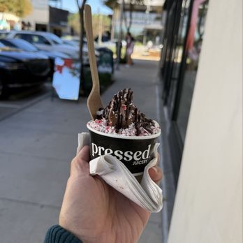 Pressed Juicery - Chocolate Peppermint Sundae (5oz) - Juice Bars & Smoothies Near Me - Fort Worth, Texas Pressed Juicery - Chocolate Peppermint Sundae (5oz) - Juice Bars & Smoothies Near Me - Fort Worth, Texas