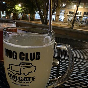 TailGate Brewery Music Row - Tailgate Hard Lemonade - Pizza Near Me - Nashville, Tennessee TailGate Brewery Music Row - Tailgate Hard Lemonade - Pizza Near Me - Nashville, Tennessee