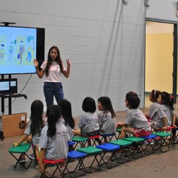 Sui Wah School - Classroom activities