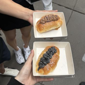 Salt Bread Ko - Earl gray, black sesame - Bakeries Near Me - New York, New York