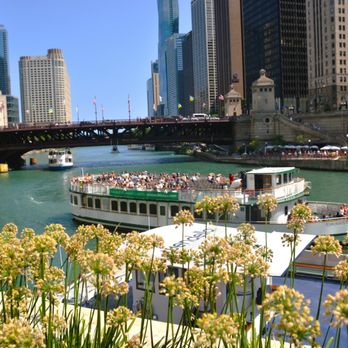 Chicago Riverwalk - Landmarks & Historical Buildings Near Me - Chicago, Illinois